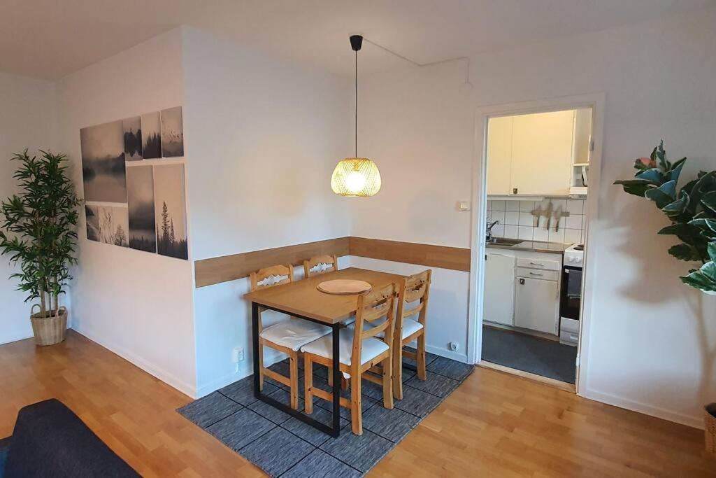 Apartment With Garden Near Metro! 스톡홀름 외부 사진
