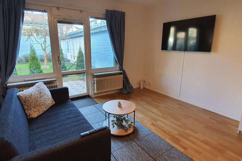 Apartment With Garden Near Metro! 스톡홀름 외부 사진