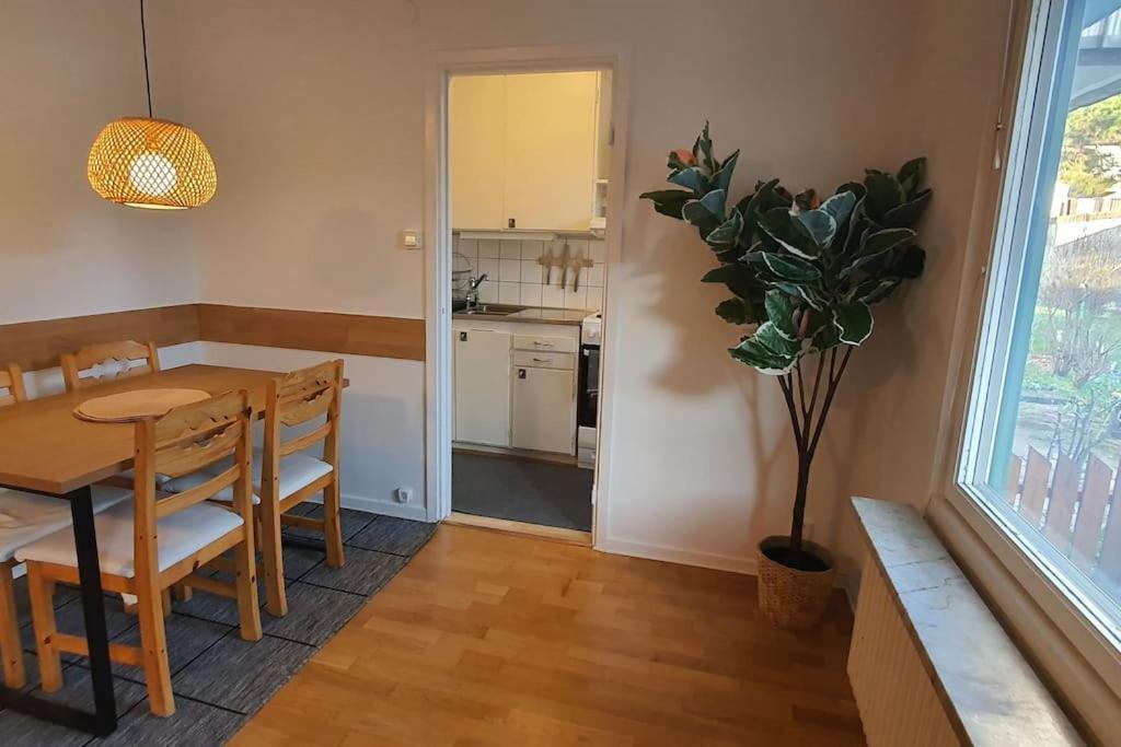 Apartment With Garden Near Metro! 스톡홀름 외부 사진