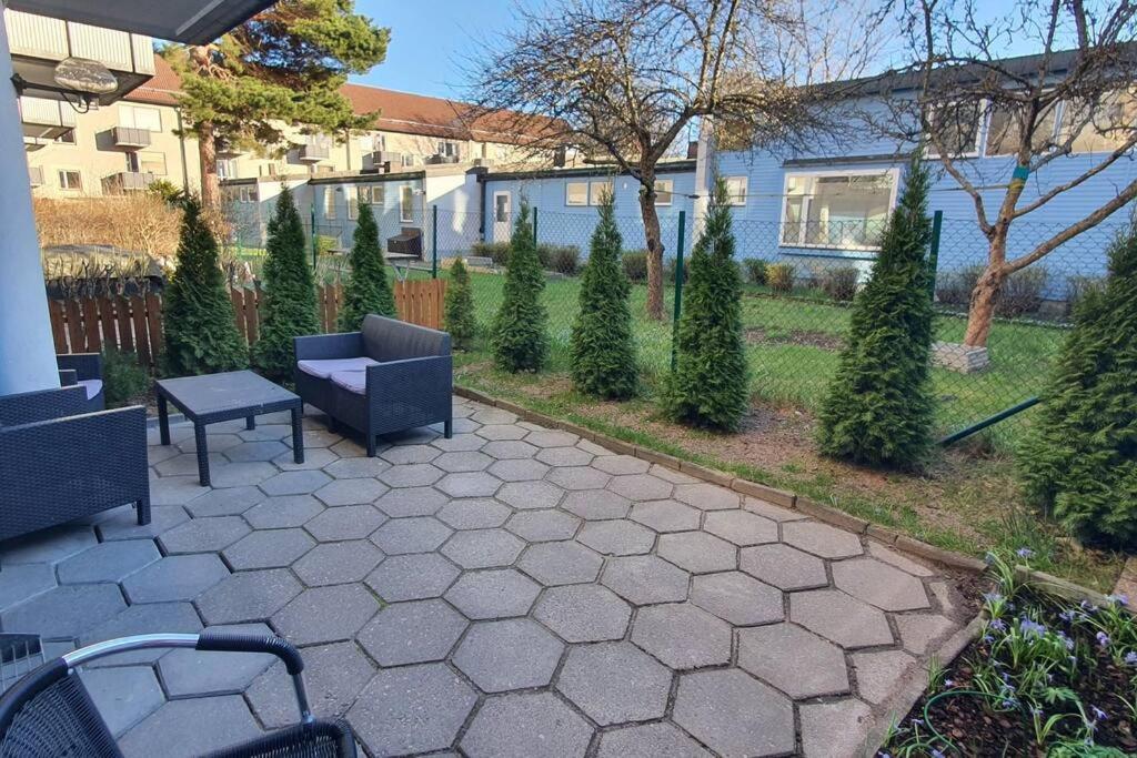 Apartment With Garden Near Metro! 스톡홀름 외부 사진