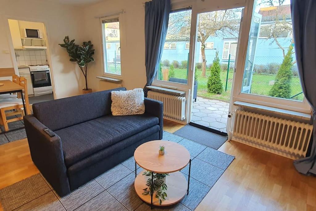 Apartment With Garden Near Metro! 스톡홀름 외부 사진